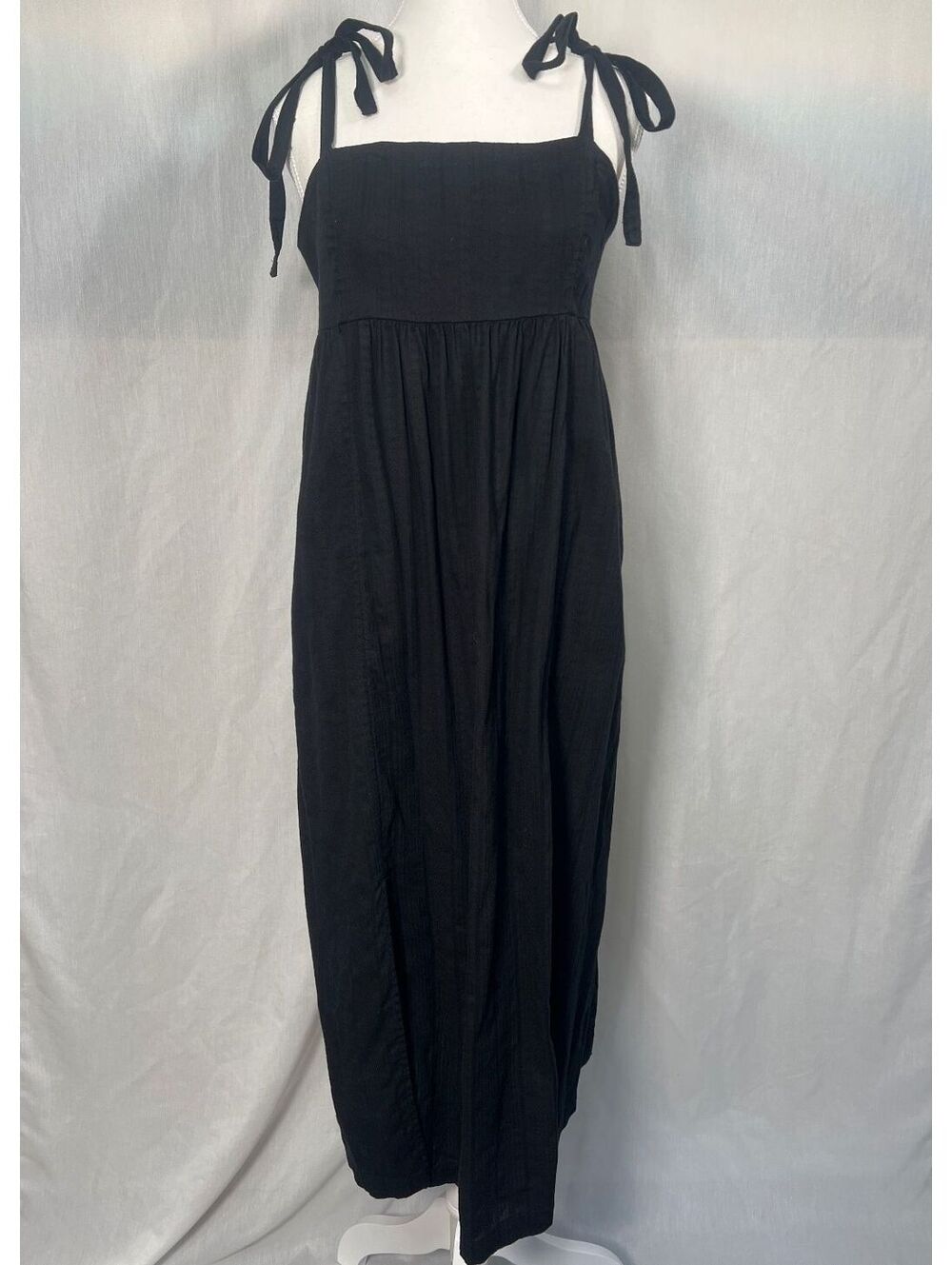 Old Navy Black Maxi Dress Women's Medium